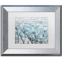 Marcă comercială Fine Art 'Eternal Ice' Canvas Art de Philippe Sainte-Laudy, alb mat, cadru argintiu